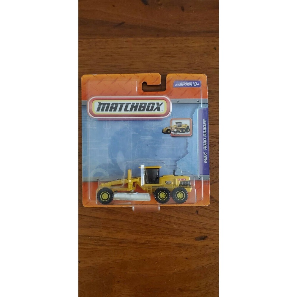 Matchbox Real Working Rigs MBX Road Grader NIP 2010